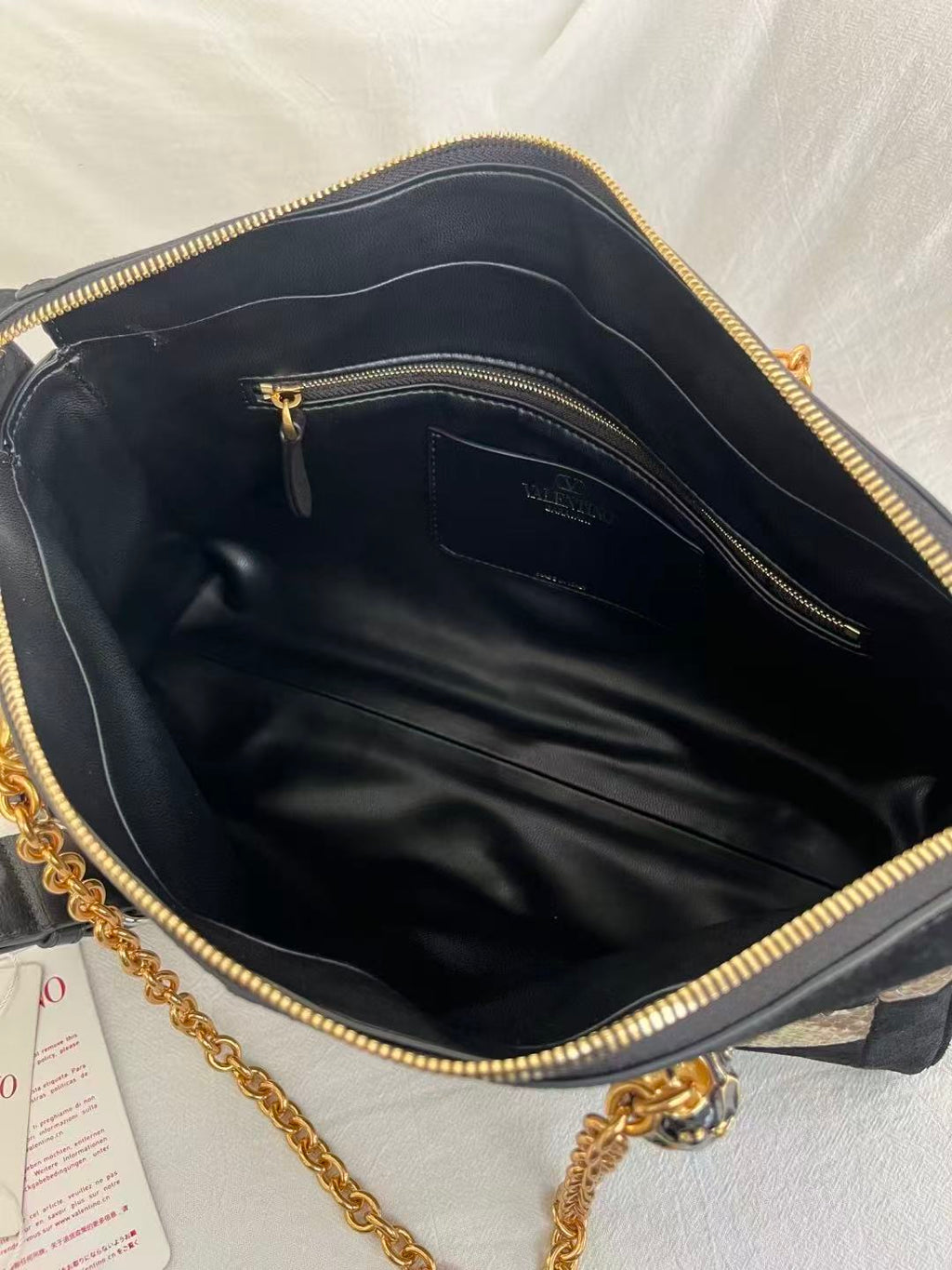 VALENTINO 26S SHOULDER BAG IN BLACK & NATURAL PYTHON LEATHER