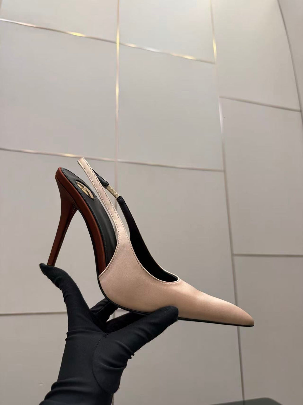 YSL DEROCHE 110 CREPE SATIN SLINGBACK PUMPS