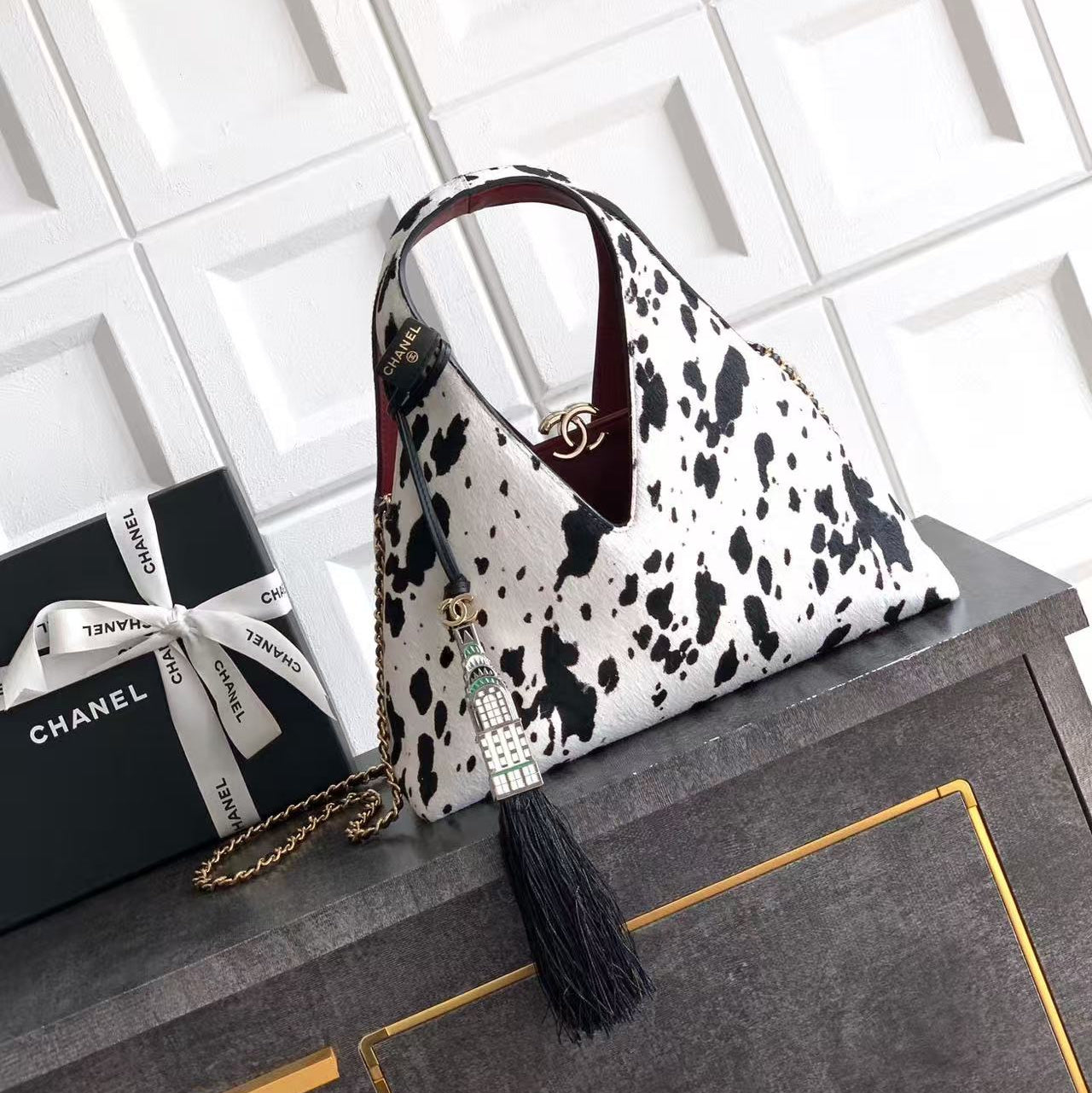 CHANEL 26S TRIANGLE HOBO BAG IN BLACK WHITE CALFSKIN  LEATHER