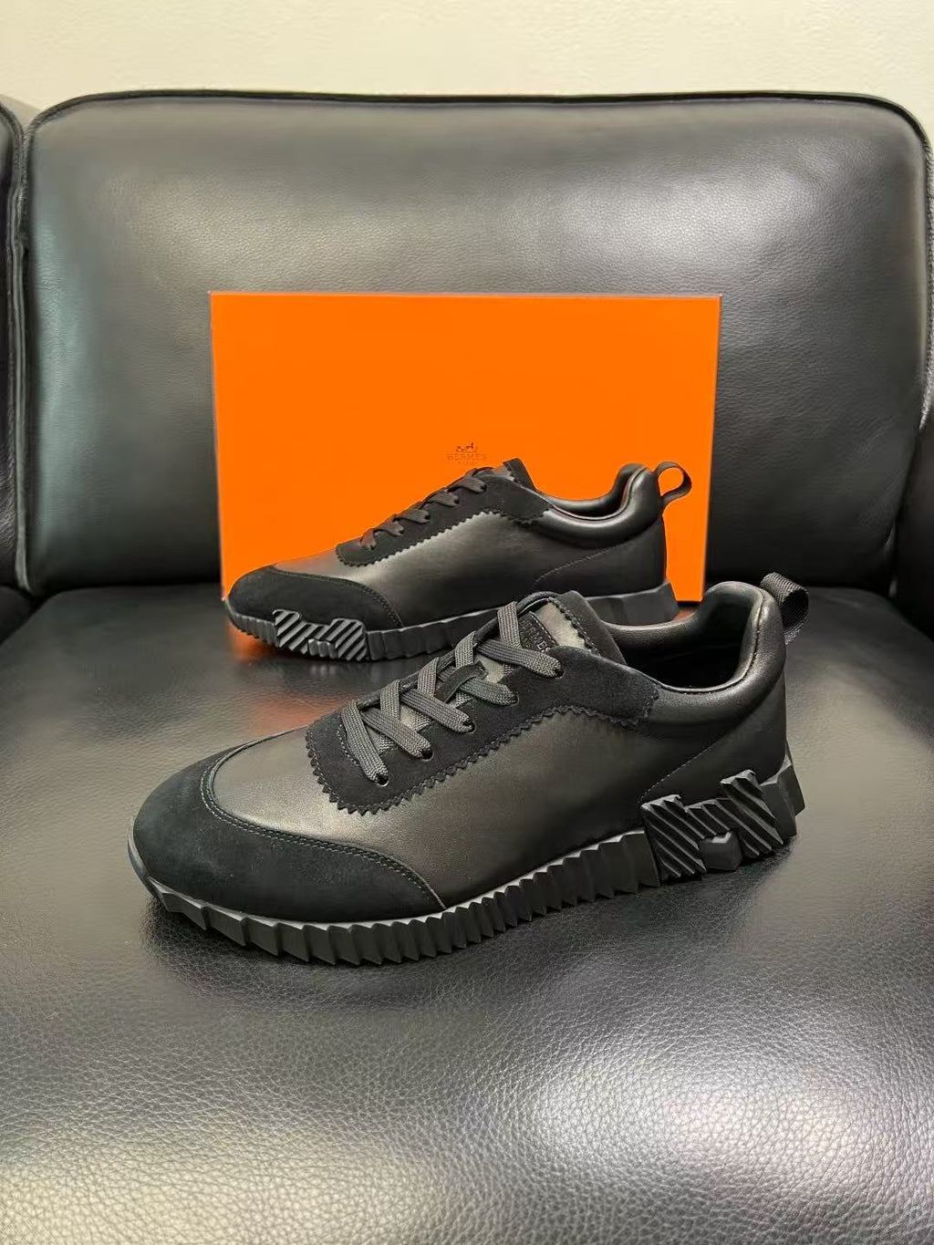 HERMES 26S TRAIL SNEAKER IN BLACK CALFSKIN LEATHER