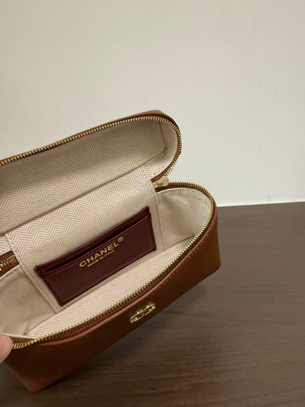 CHANEL 26S TOP HANDLE VANITY POUCH IN BROWN CALFSKIN