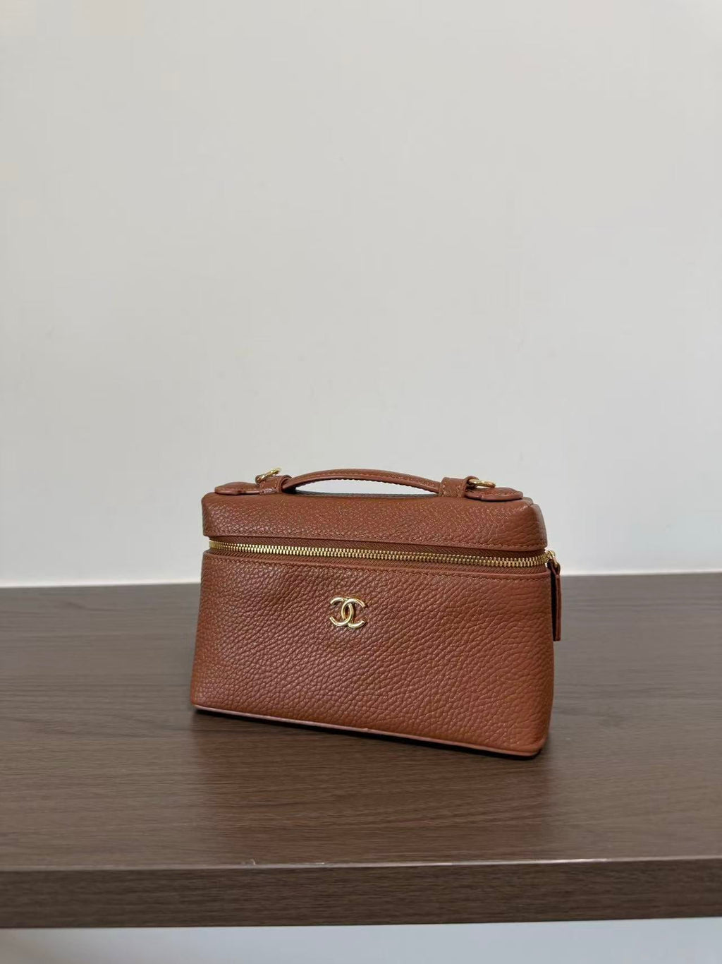 CHANEL 26S TOP HANDLE VANITY POUCH IN BROWN CALFSKIN