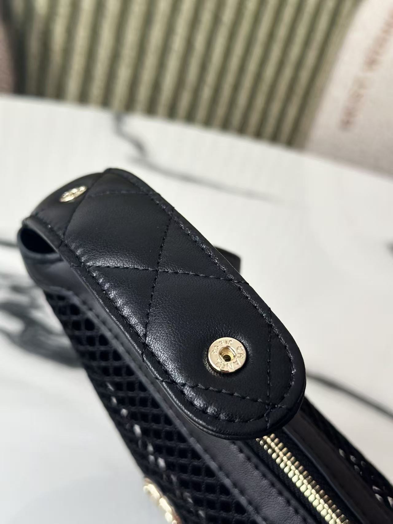 CC 26S MINI HOBO BAG IN BLACK MESH AND LEATHER