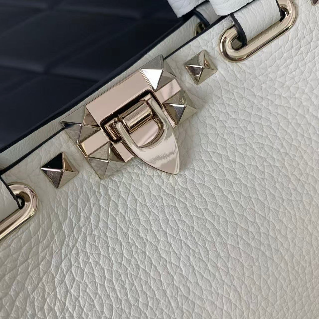VALENTINO 26S GARAVANI ROCKSTUD MINI IN WHITE