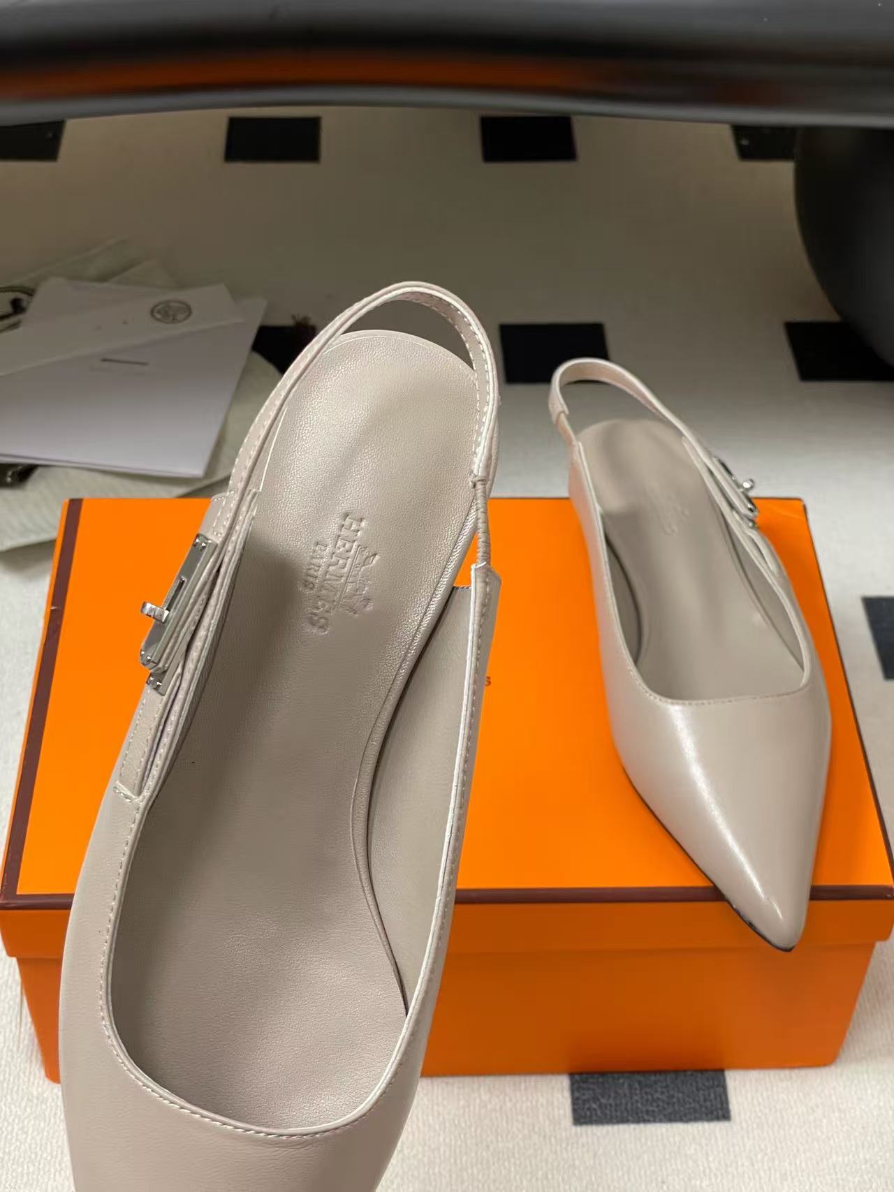 HERMES 80 LOVER PUMP IN NAPPA CALFSKIN