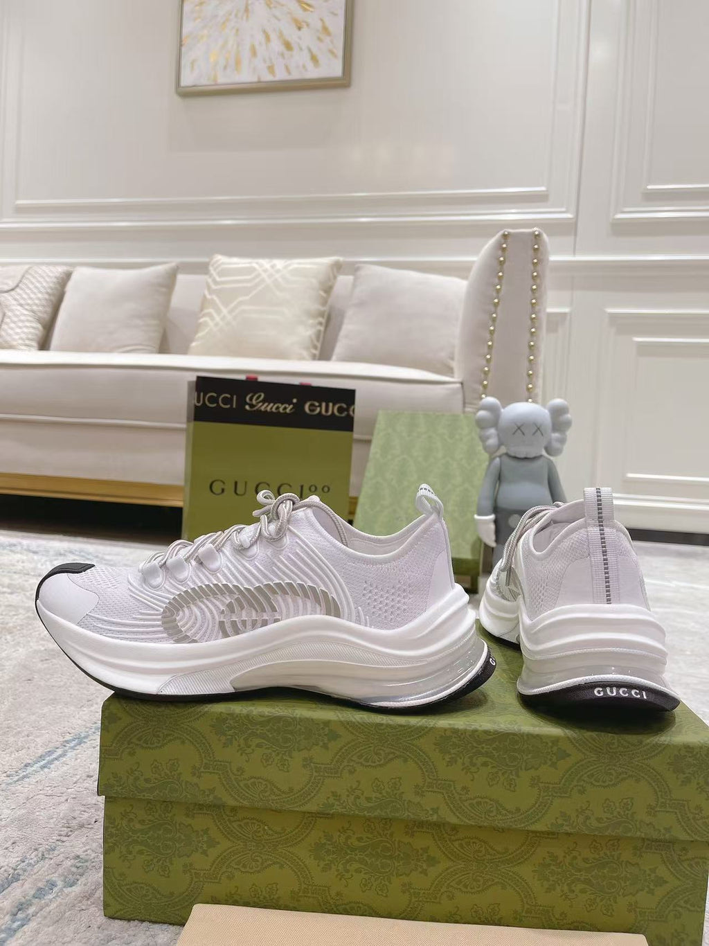 GUCCI 26S KNIT RUNNER SNEAKERS IN WHITE TECHNICAL MESH