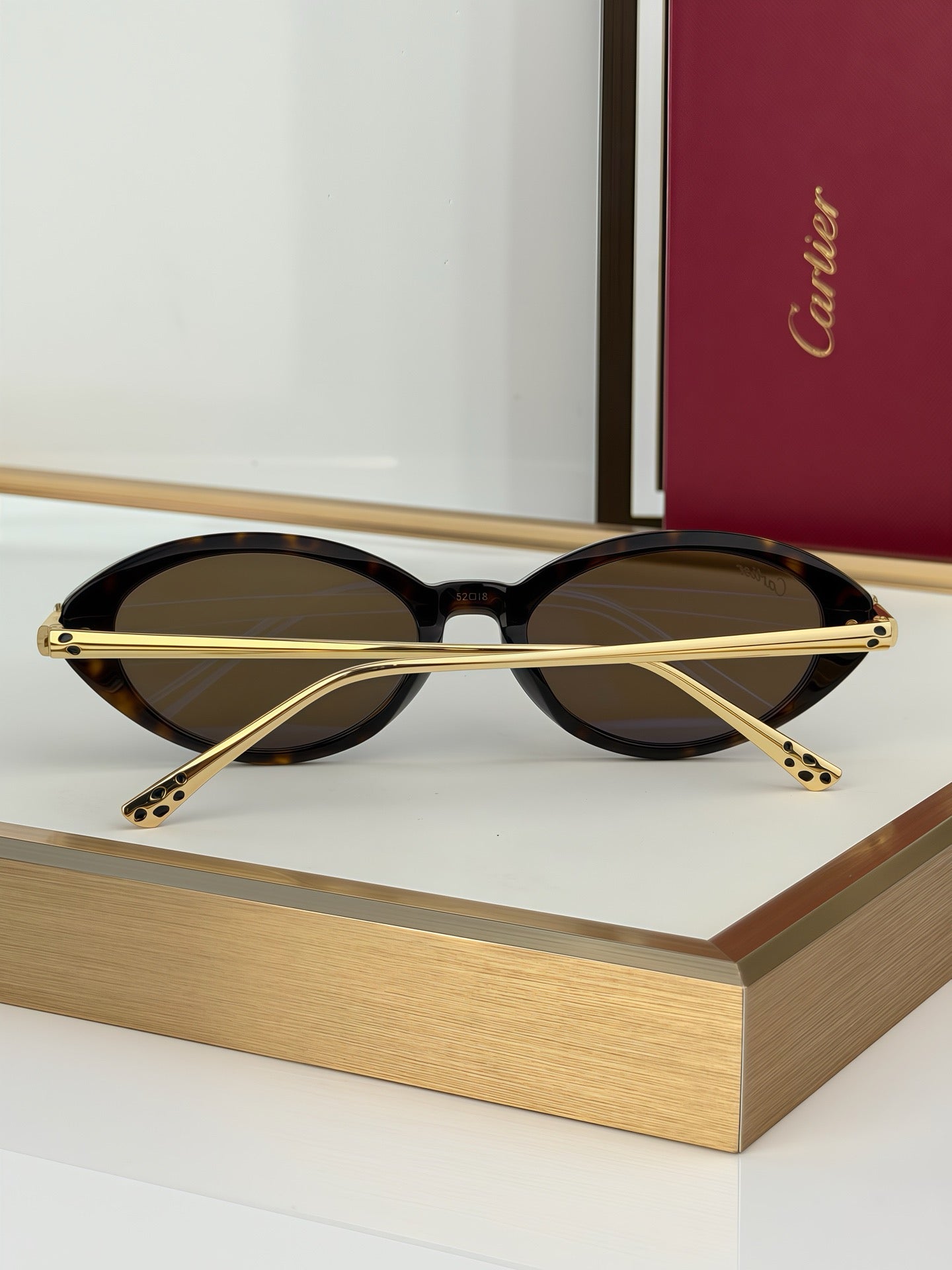 CARTIER 26S OVAL SUNGLASSES IN BROWN TORTOISE ACETATE AND GOLD METAL
