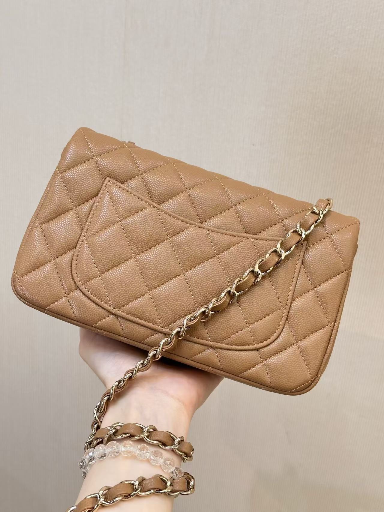 CHANEL 25S FLAP BAG 20 CM IN LIGHT BROWN CAVIAR GOLD HARDWARE 25626