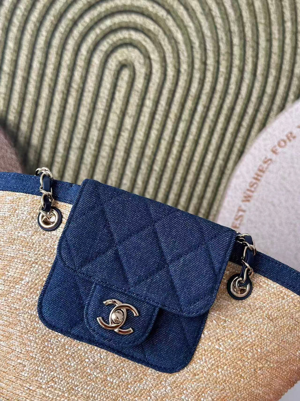 CHANEL 26S TOTE BAG IN BEIGE DENIM RAFFIA