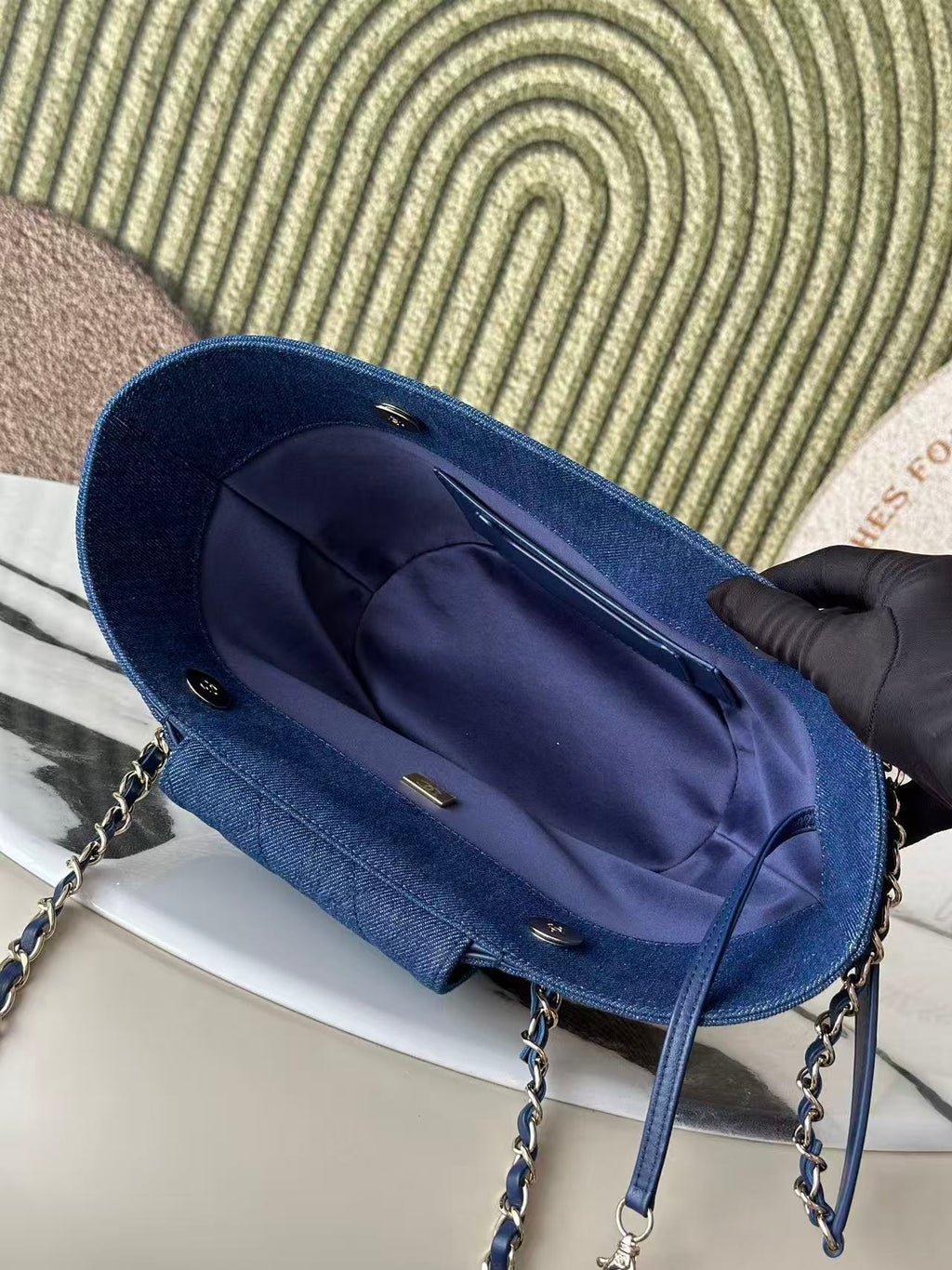CHANEL 26S TOTE BAG IN BEIGE DENIM RAFFIA