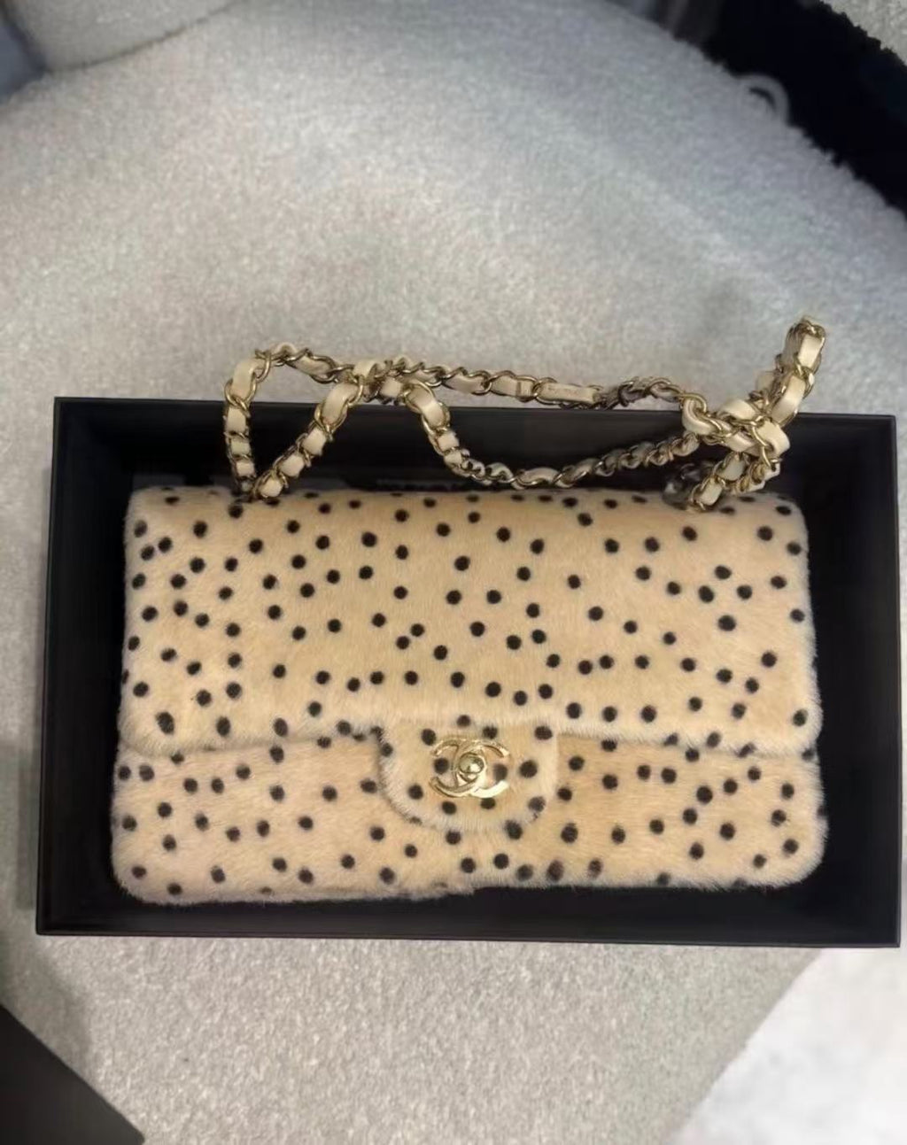 CHANEL 26S CLASSIC SINGLE FLAP BAG IN BEIGE PONY HAIR BLACK POLKA DOT GOLD HARDWARE