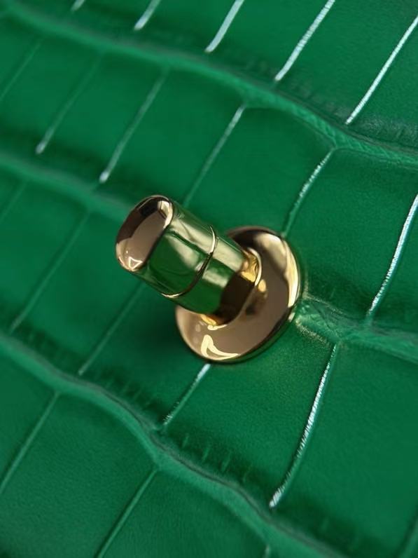 CHANEL 26S MINI FLAP TOP HANDLE BAG IN GREEN CROCODILE LEATHER