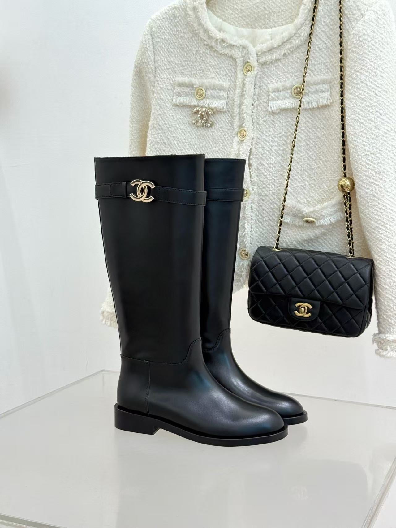 CHANEL 26S KNEE HIGH BOOTS IN BLACK CALFSKIN