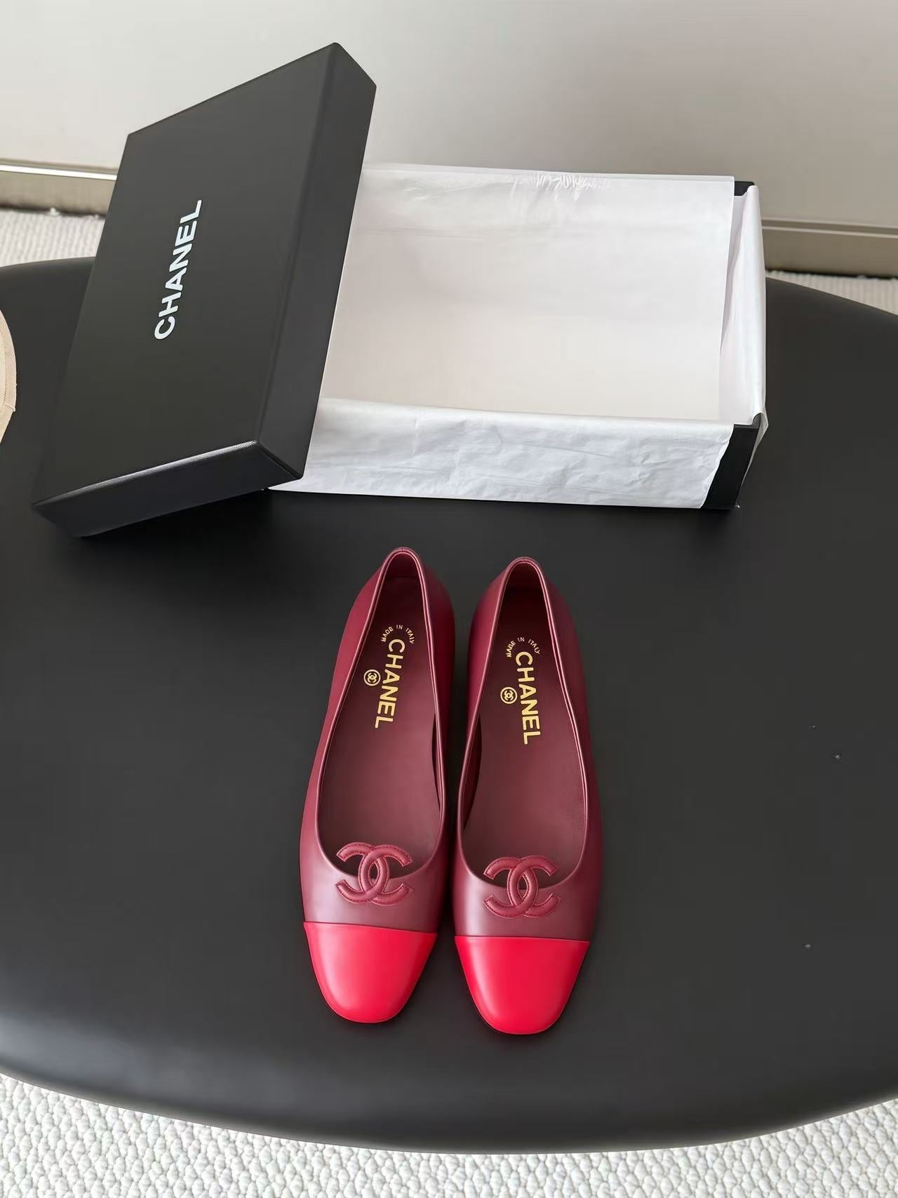 CHANEL 26S BALLET FLATS IN BURGUNDY & RED LAMBSKIN 26726