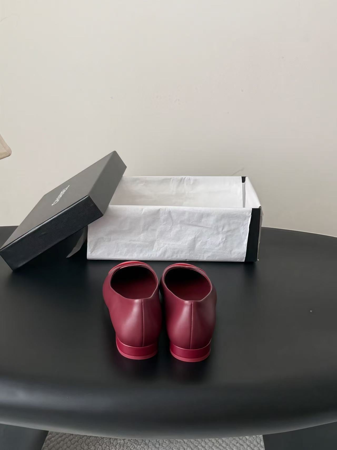 CHANEL 26S BALLET FLATS IN BURGUNDY & RED LAMBSKIN 26726