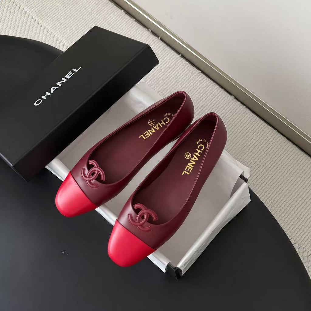 CHANEL 26S BALLET FLATS IN BURGUNDY & RED LAMBSKIN 26726