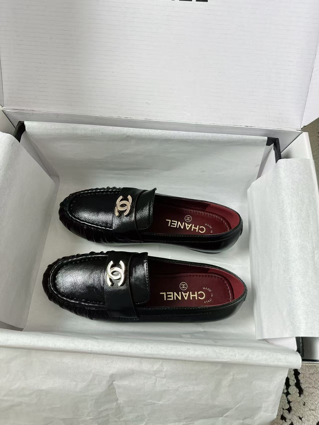 CHANEL 26S CC LOAFERS IN BLACK CALFSKIN 27726