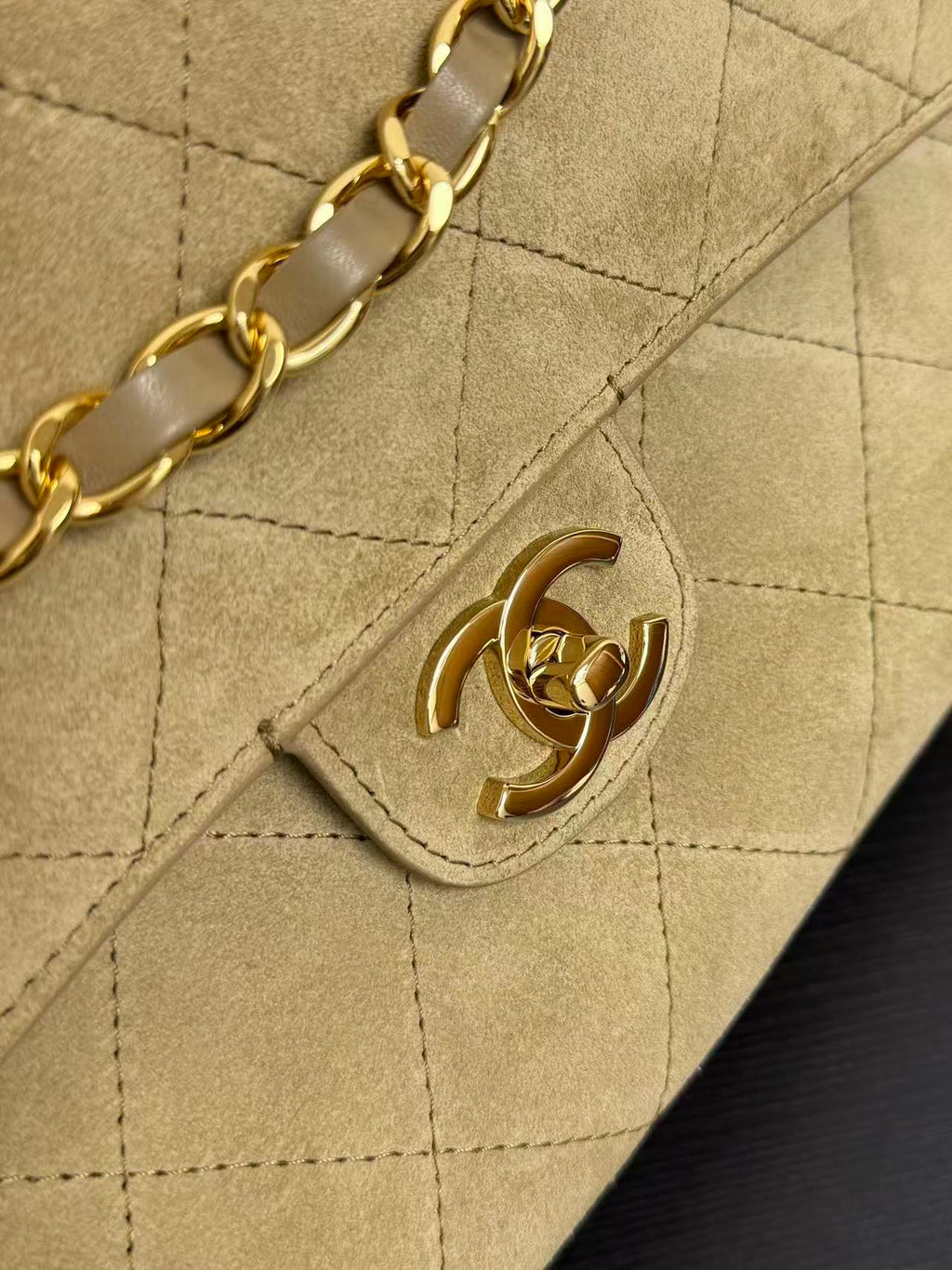 CHANEL 26 CLASSIC FLAP IN BEIGE SUEDE 30726