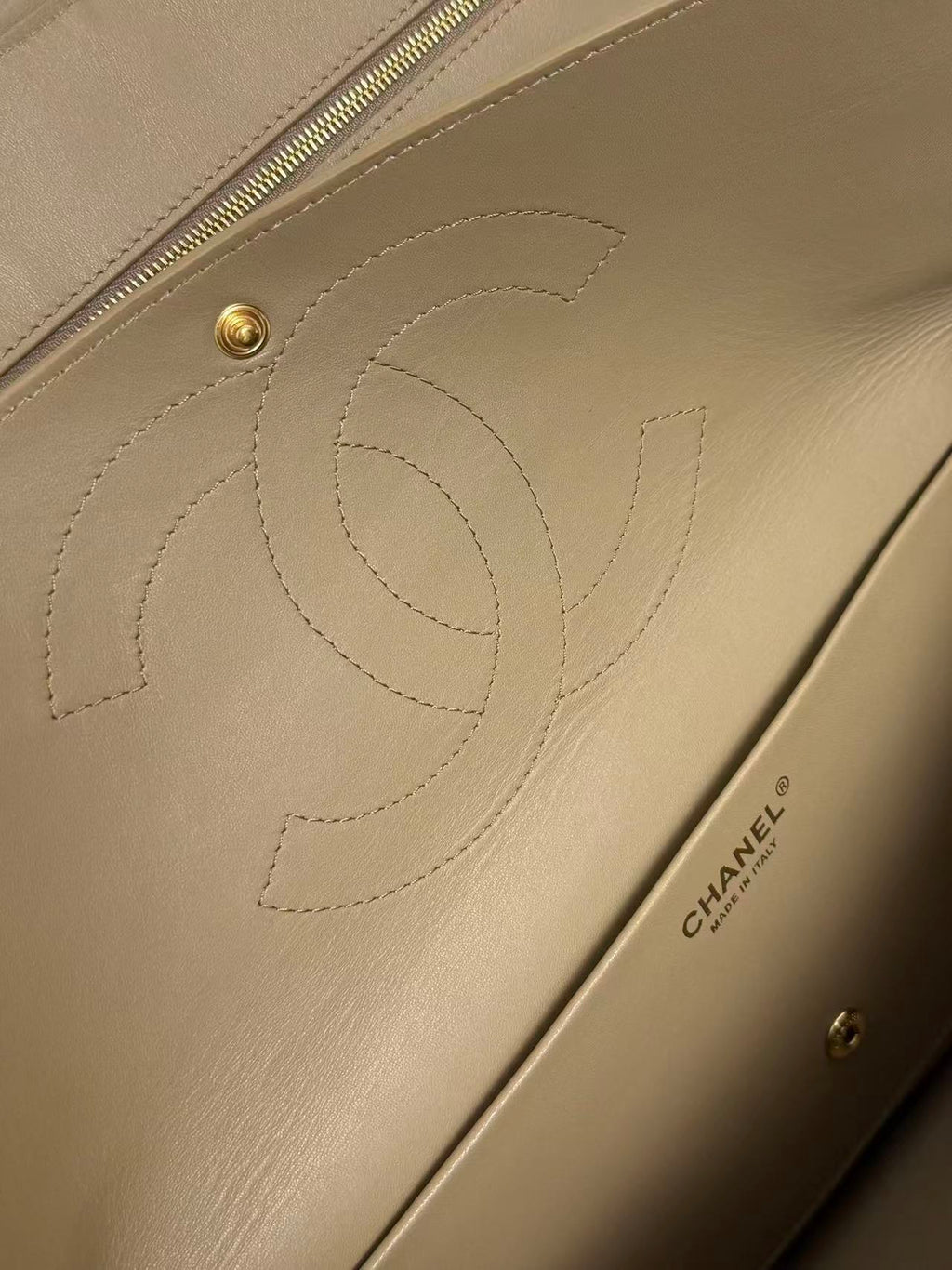 CHANEL 26 CLASSIC FLAP IN BEIGE SUEDE 30726