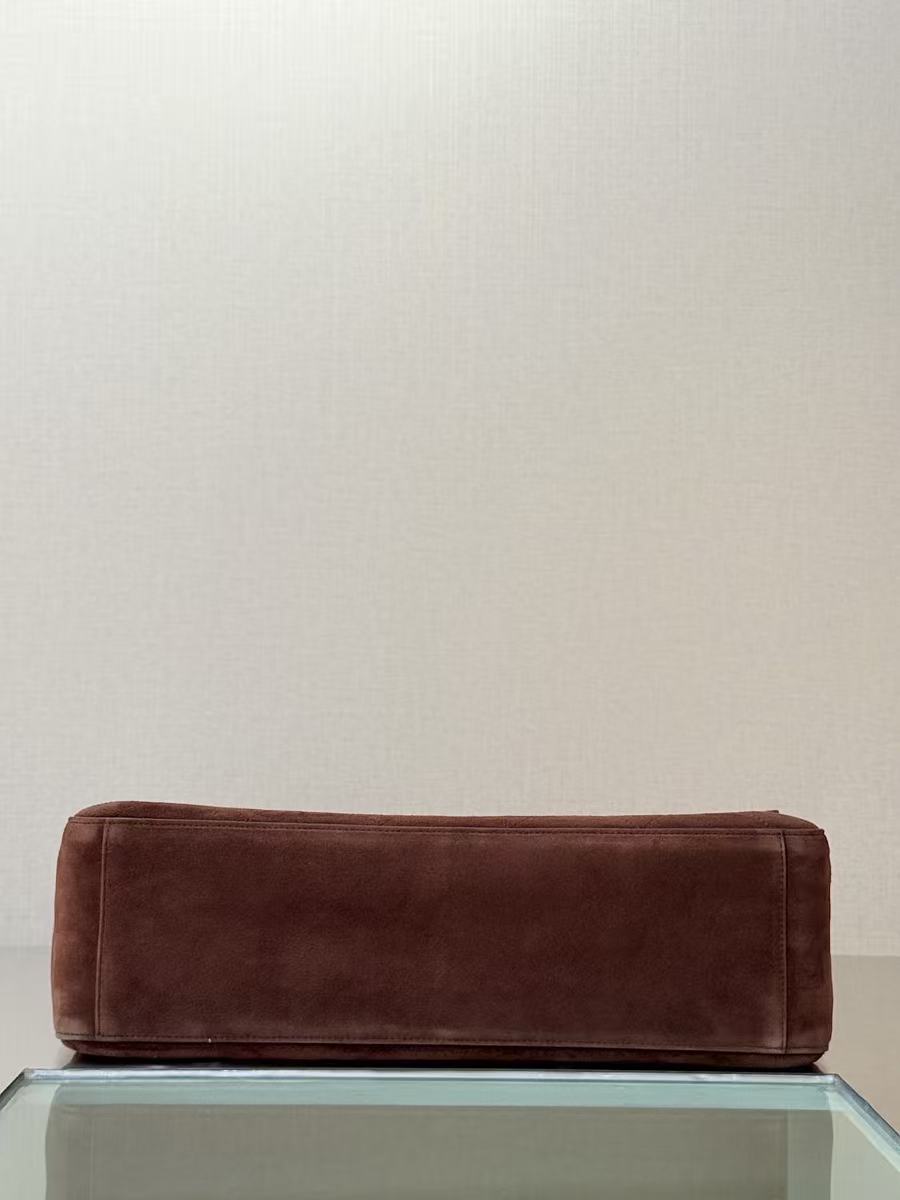 CHANEL 26 CLASSIC FLAP IN BROWN SUEDE 30726