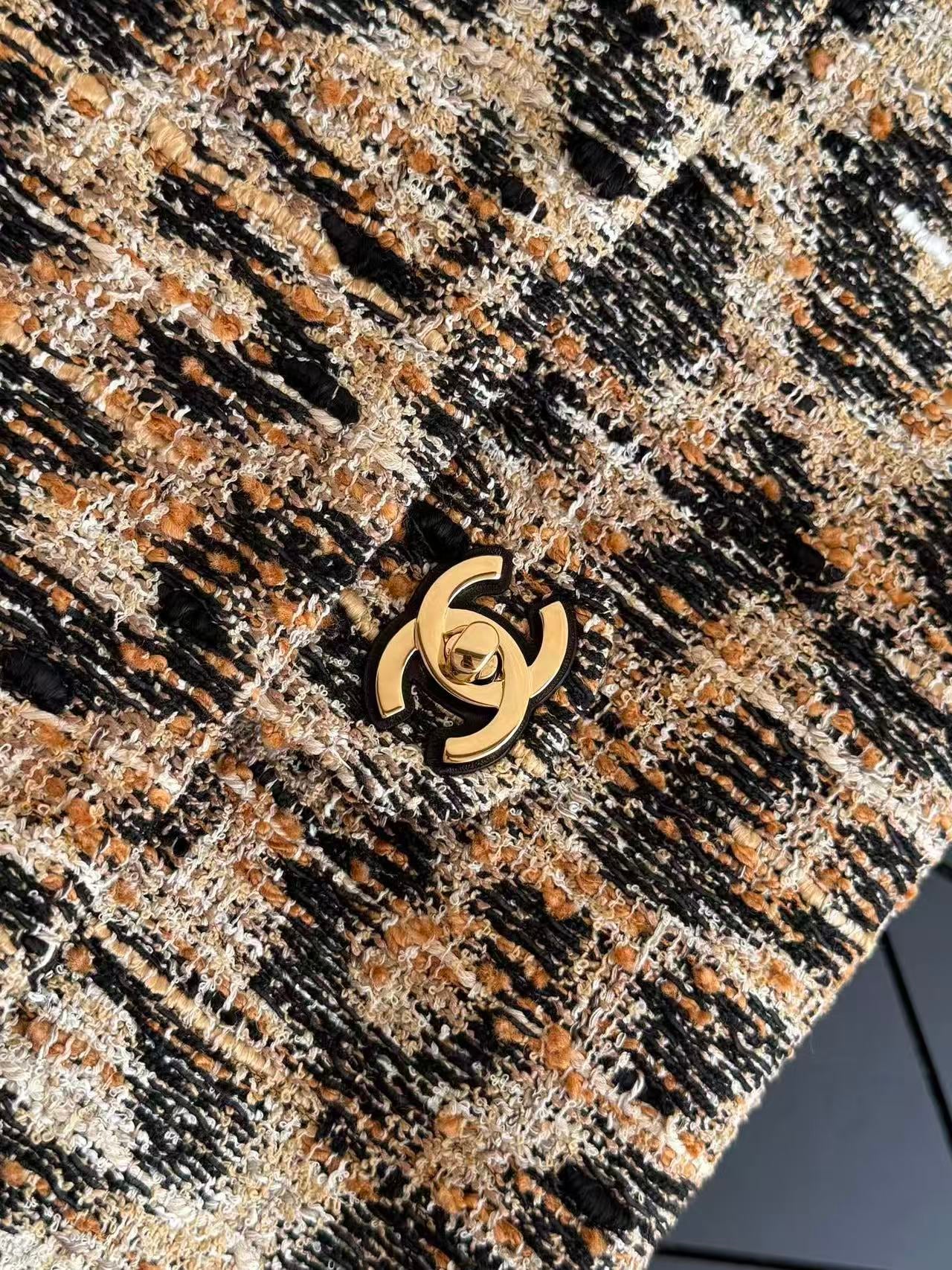CHANEL 26S CLASSIC FLAP BAG IN LEOPARD TWEED