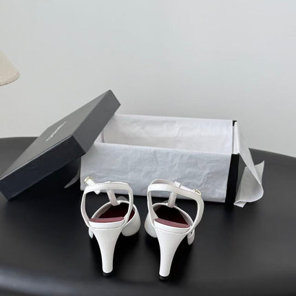 CHANEL 26S SLINGBACK PUMPS IN WHITE LAMBSKIN & BLACK PATENT LEATHER