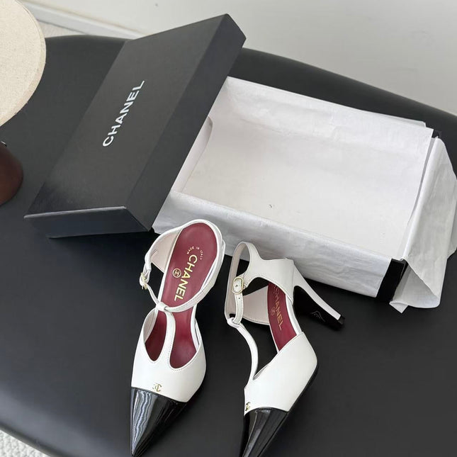 CHANEL 26S SLINGBACK PUMPS IN WHITE LAMBSKIN & BLACK PATENT LEATHER