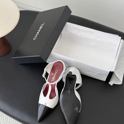 CHANEL 26S SLINGBACK PUMPS IN WHITE LAMBSKIN & BLACK PATENT LEATHER