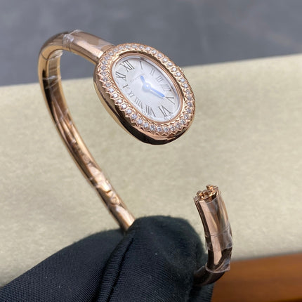 CARTIER BAIGNOIRE WATCH IN ROSE GOLD WITH DIAMOND-SET BEZEL