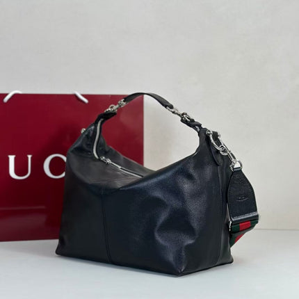 GUCCI 26S HOBO BAG IN BLACK CALFSKIN 81026
