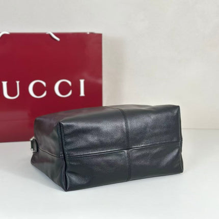GUCCI 26S HOBO BAG IN BLACK CALFSKIN 81026