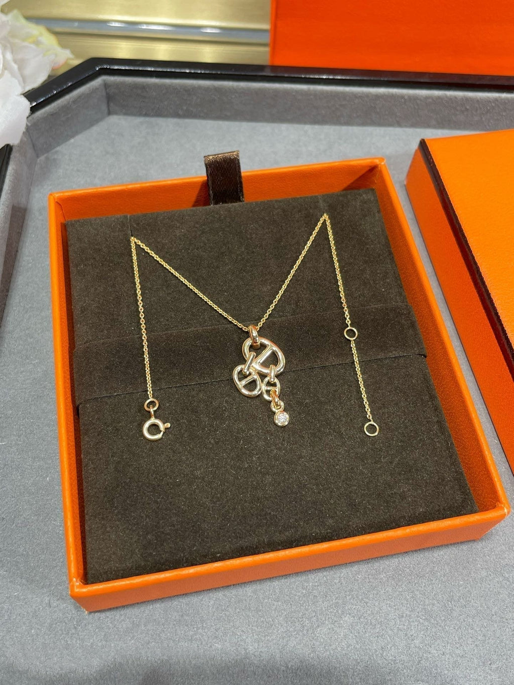 SILVER HM STRING