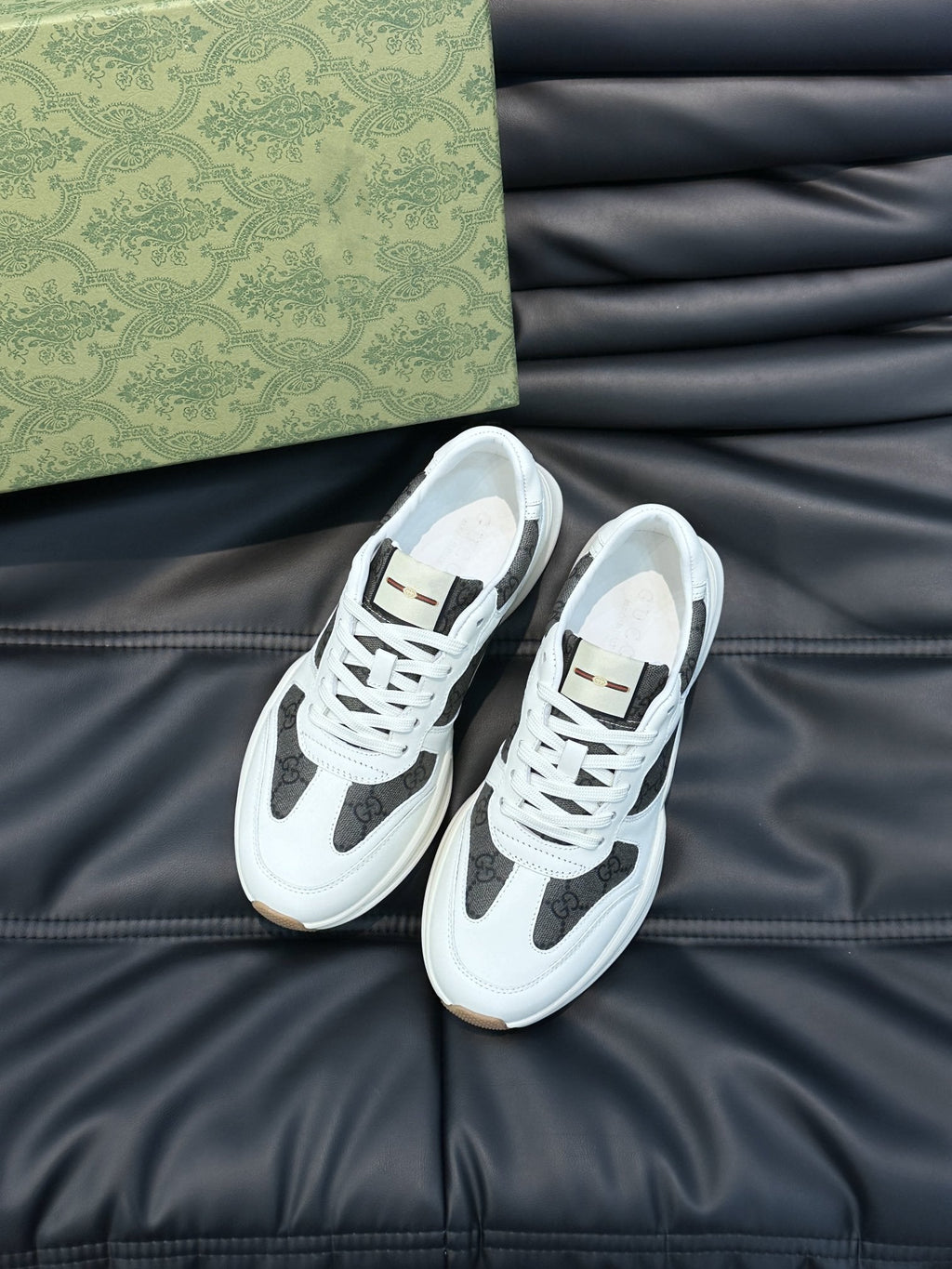 GG RETRO RHYTON SNEAKERS SHOES BLACK WHITE