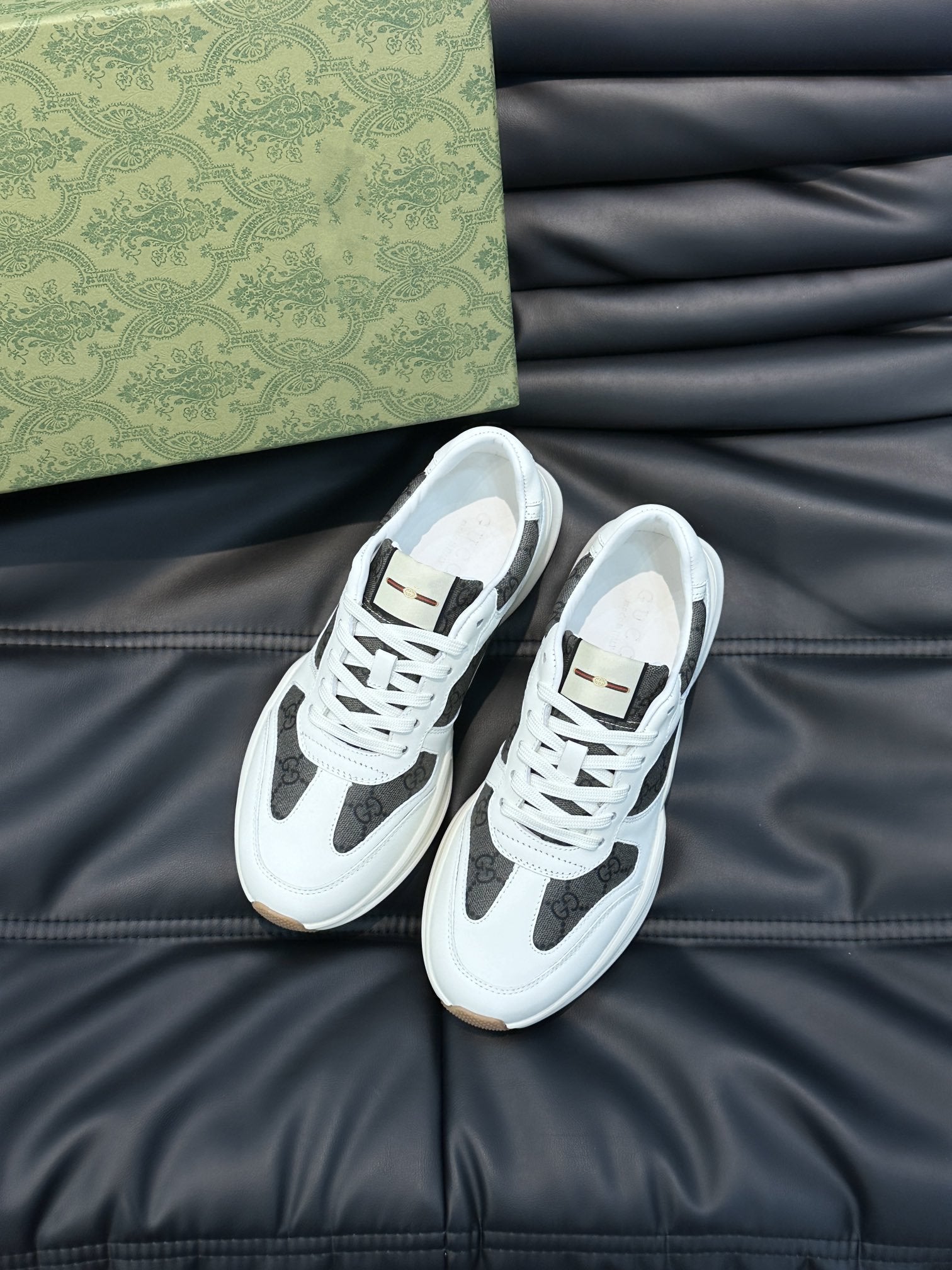 GG RETRO RHYTON SNEAKERS SHOES BLACK WHITE