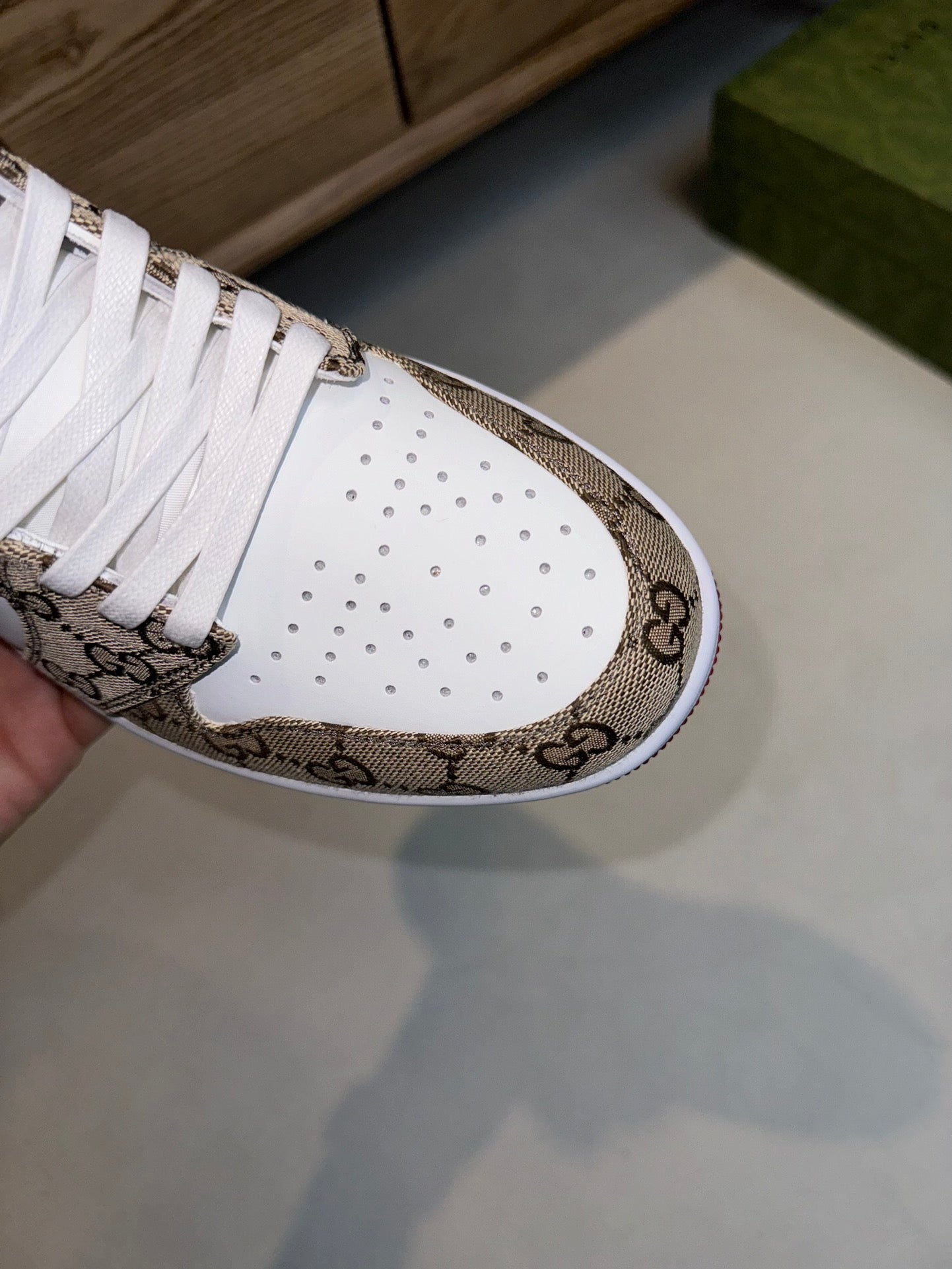 GG AIR JORDAN BROWN WHITE