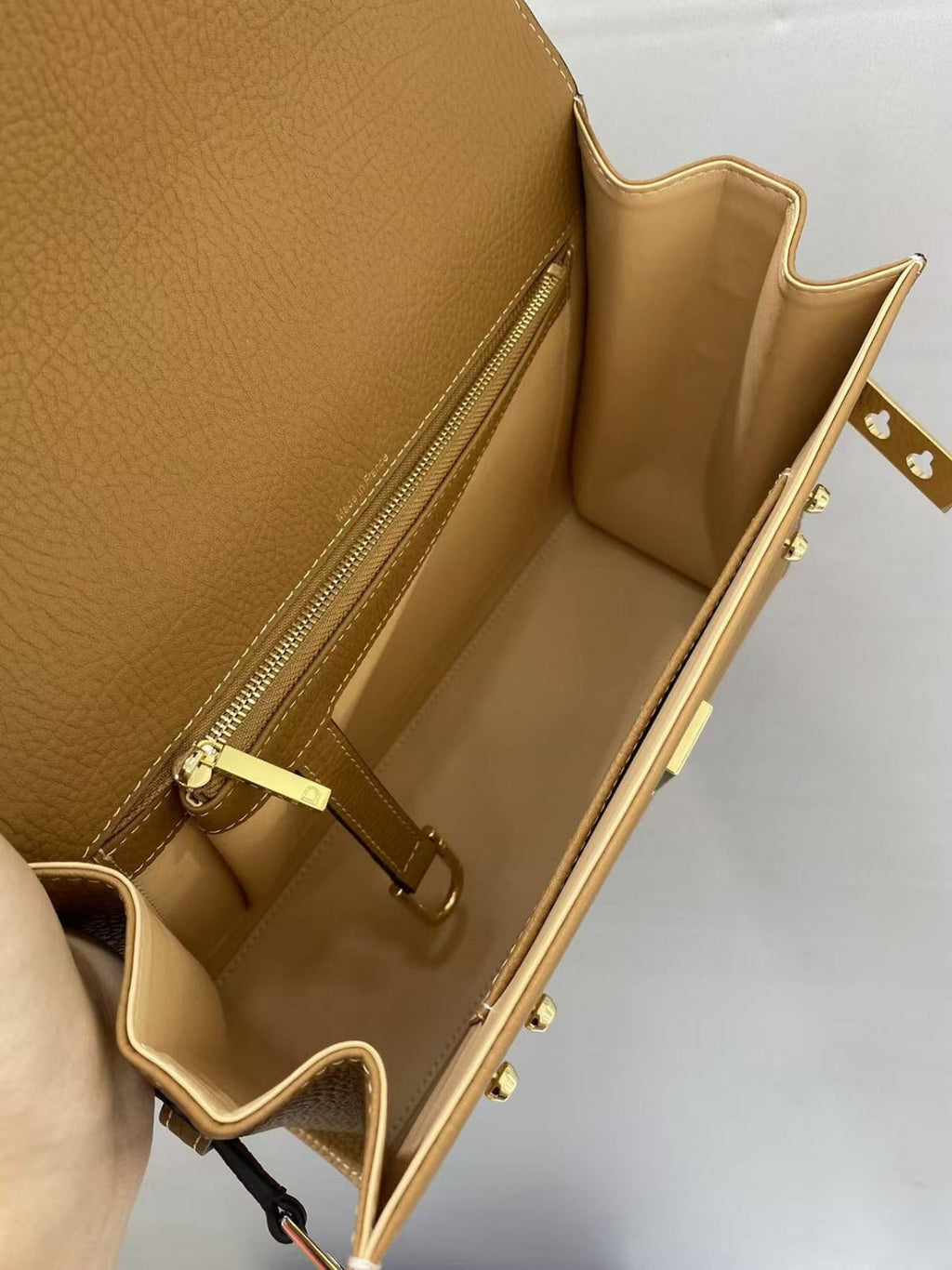 DELVAUX TOP HANDLE BAG 27 IN BROWN CALFSKIN TP3