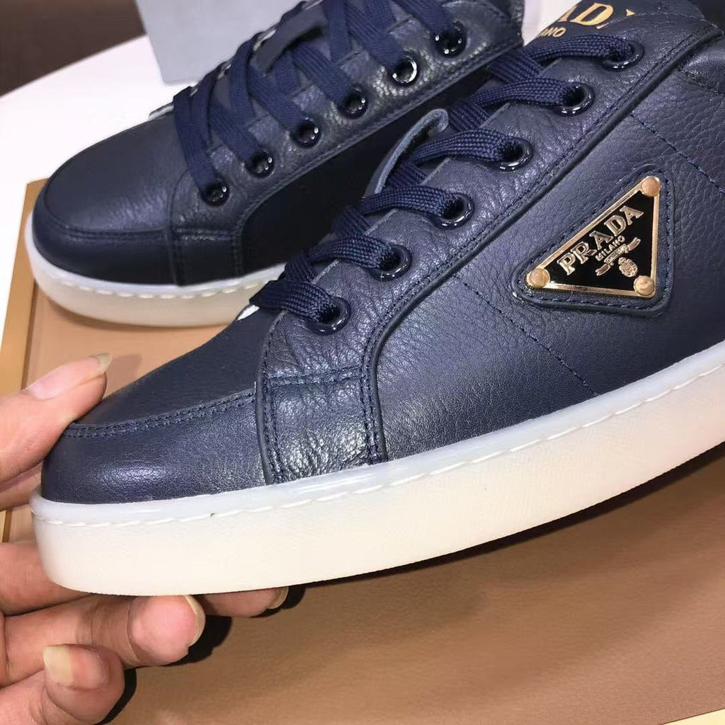 PRADA SNEAKERS IN NAVY BLUE CALFSKIN