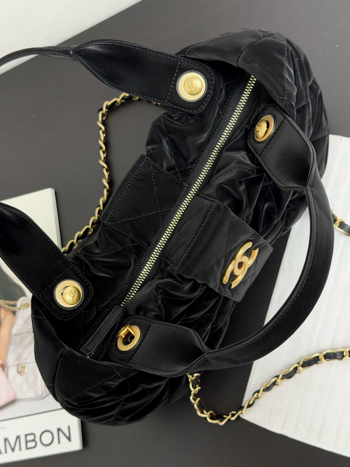 CC BOW TOP HANDLE BAG 38 IN BLACK