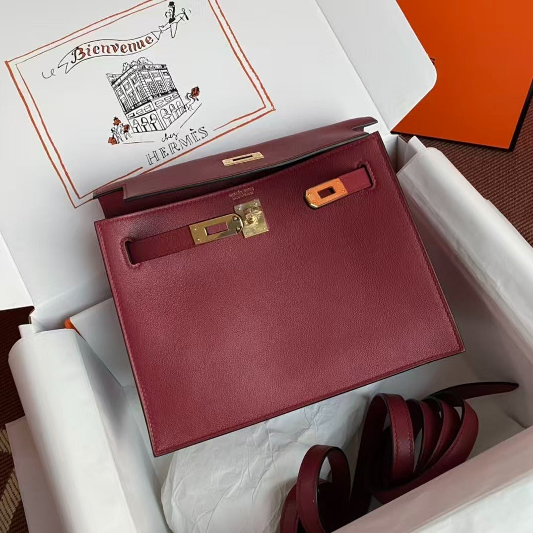 KELLY DANSE 22 IN BURGUNDY RED CALFSKIN GOLD HARDWARE