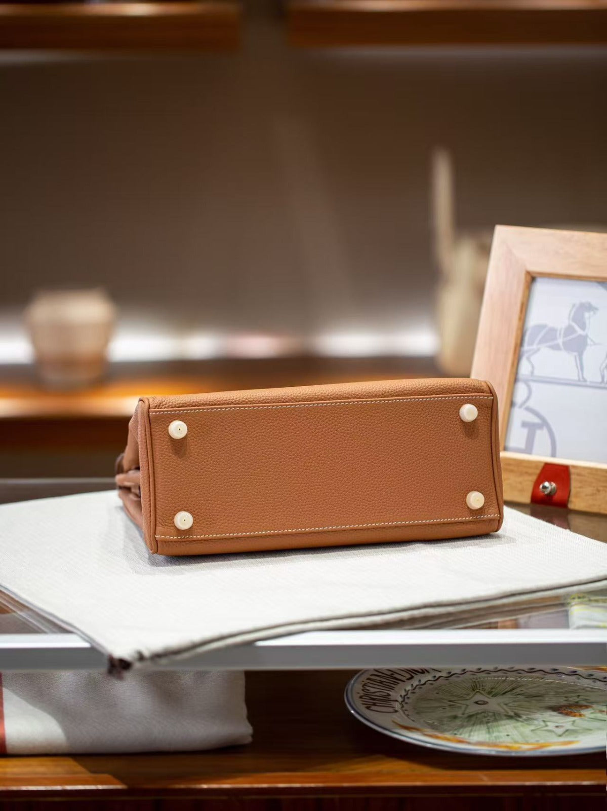 KELLY 28CM IN TAN BROWN TOGO LEATHER GOLD HARDWARE