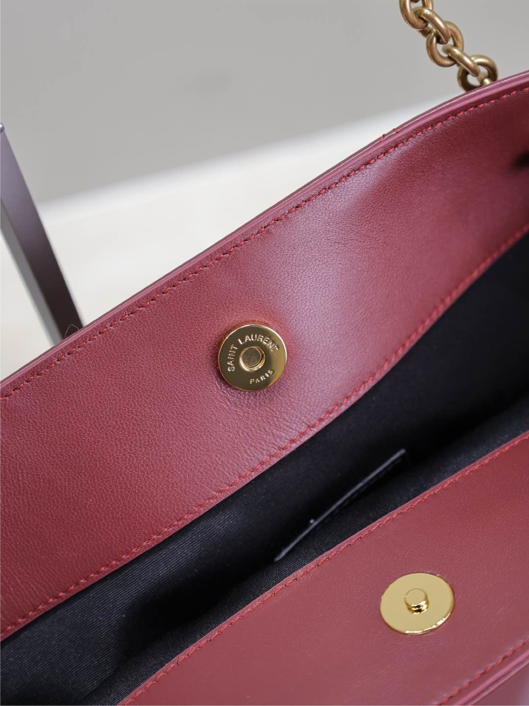 YSL JAMIE 35 IN BURGUNDY RED CALFSKIN GOLD HARDWARE