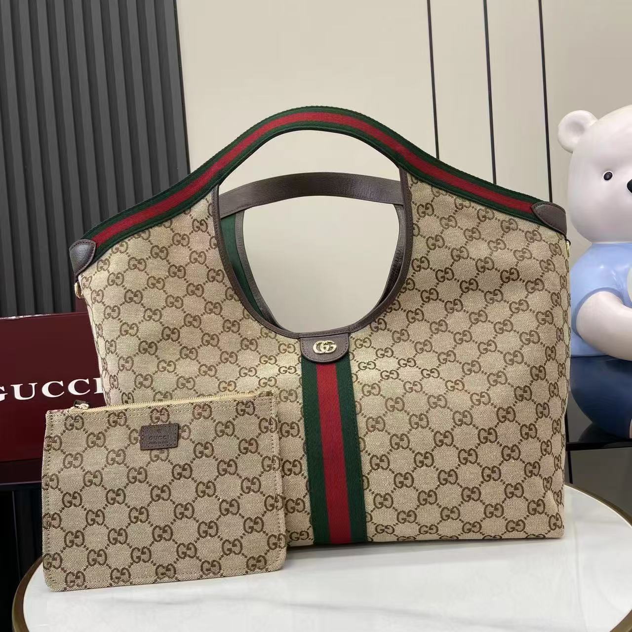 GUCCI GIGLIO TOTE BAG 60 IN BEIGE AND GREEN CANVAS