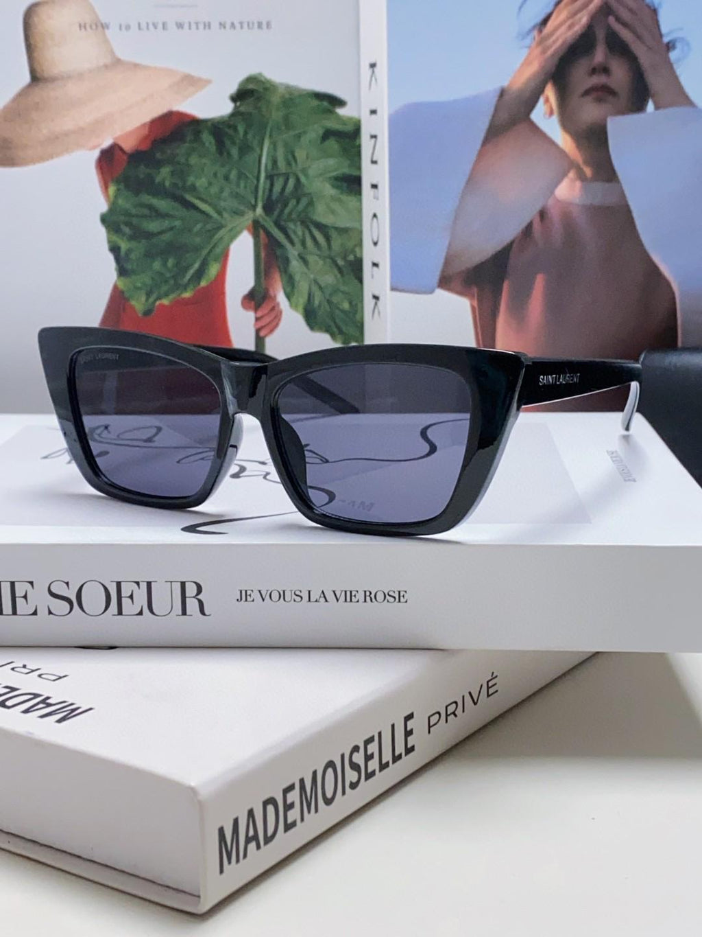 YSL SUNGLASSES IN BLACK ACETATE 652594