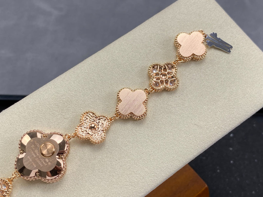 VAN CLEEF & ARPELS SWEET ALHAMBRA ROSE GOLD WATCH