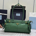 PRADA BONNIE MEDIUM HANDBAG 32 IN GREEN GLOSSY CALFSKIN