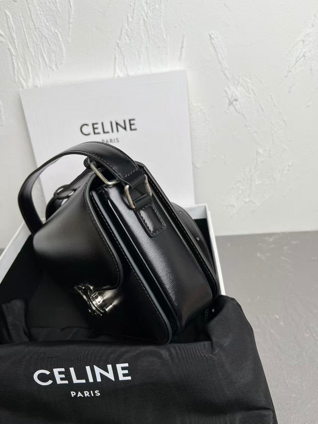 MINI CLAUDE 22 SHINY CALFSKIN BLACK SILVER HARDWARE