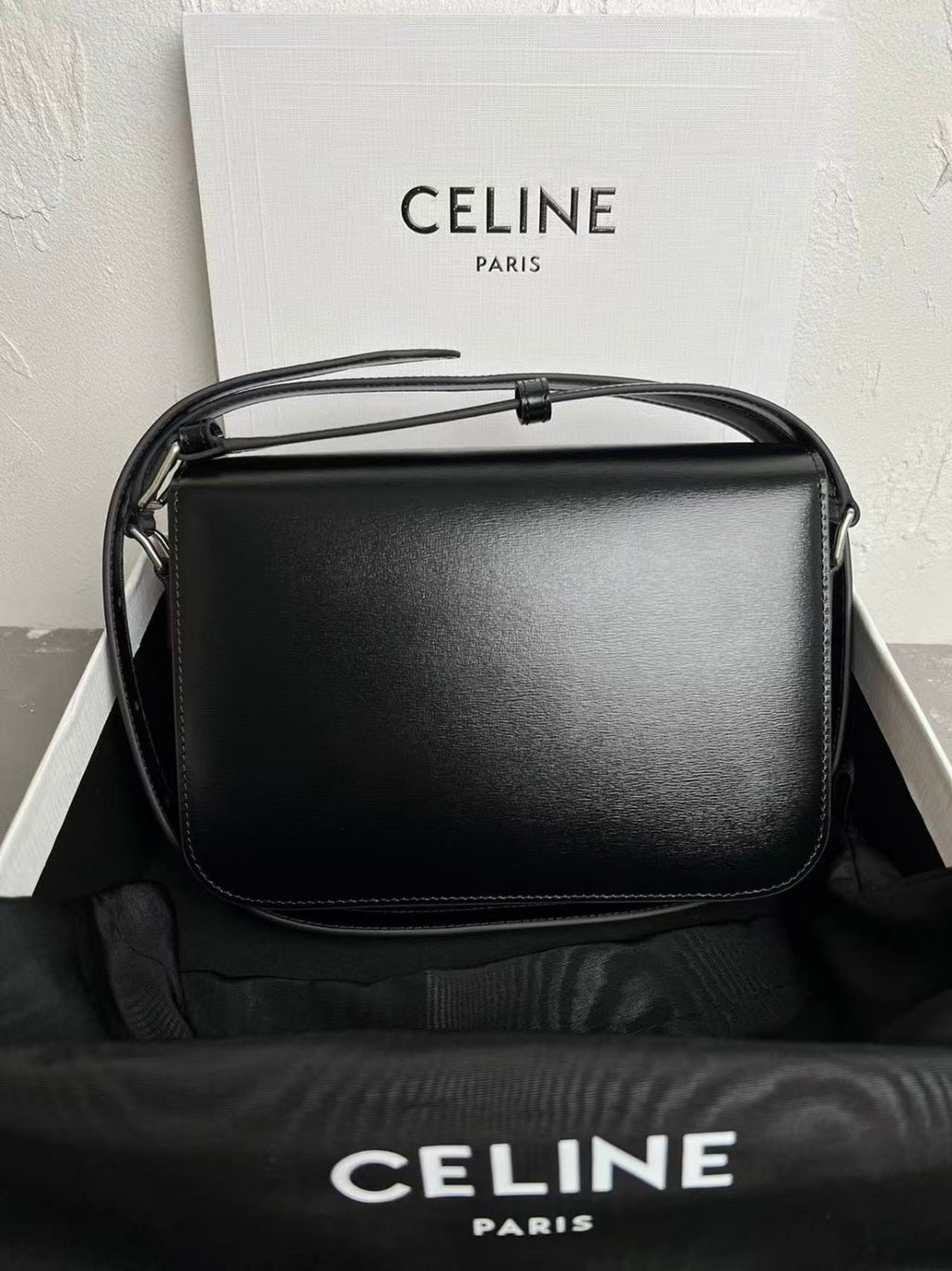MINI CLAUDE 22 SHINY CALFSKIN BLACK SILVER HARDWARE