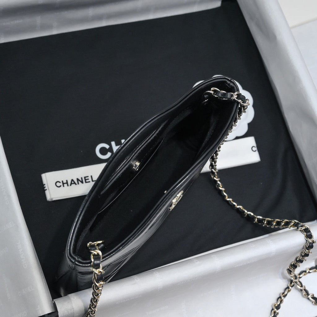 CHANEL MINI SHOPPING BAG 20 CM IN BLACK CALFSKIN GOLD HARDWARE