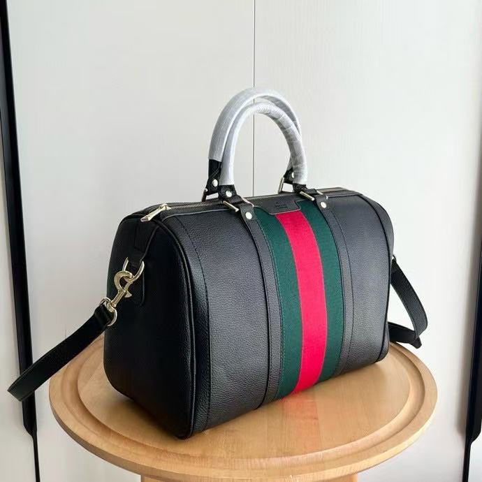 GUCCI VINTAGE BOSTON BAG 33 IN BLACK CALFSKIN