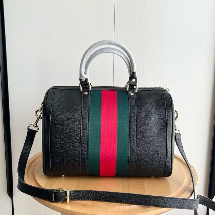 GUCCI VINTAGE BOSTON BAG 33 IN BLACK CALFSKIN